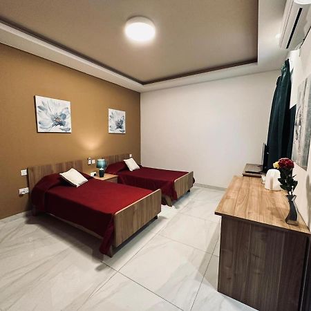 Seaside Accomodation Marsaskala Exteriör bild